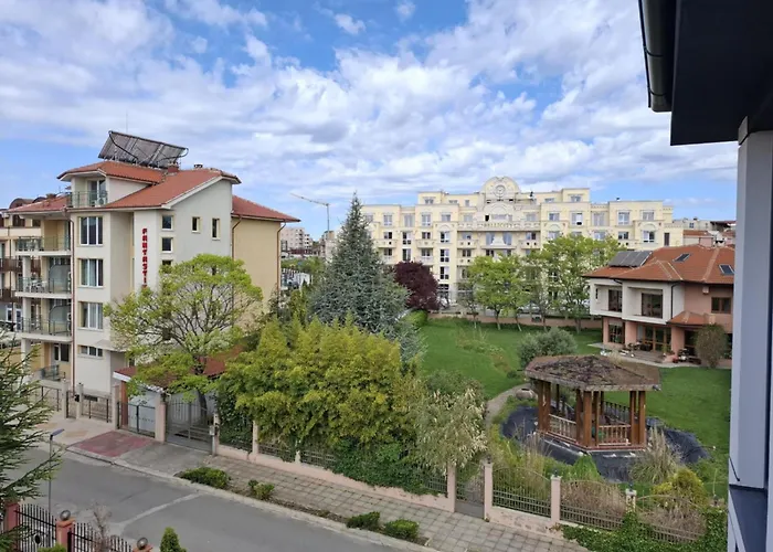 лазур аурелия *